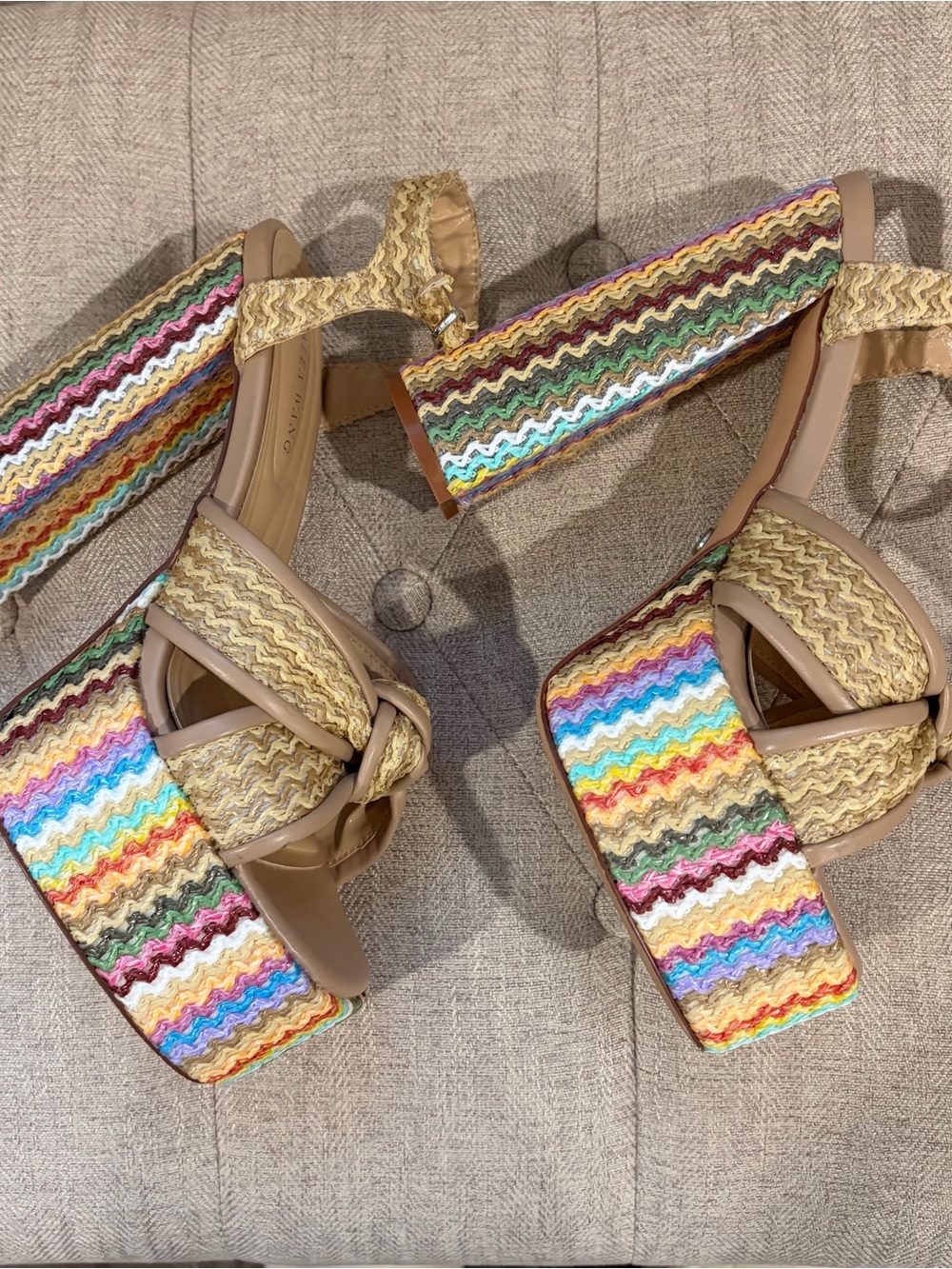 Aselea Wang Beige Braided Platform Sandals with Multicolor Trim - Picture 5 of 7